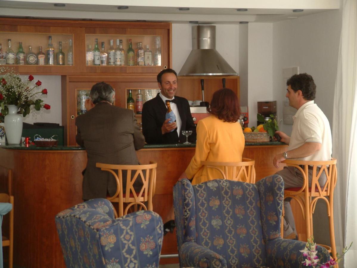 Hotel Imperial Иския Екстериор снимка
